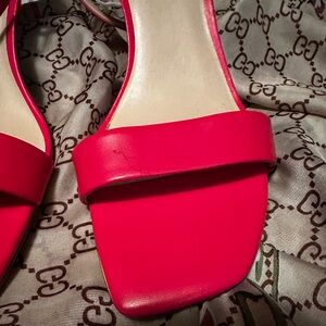Nine West Hot Pink Sandals size 9.5